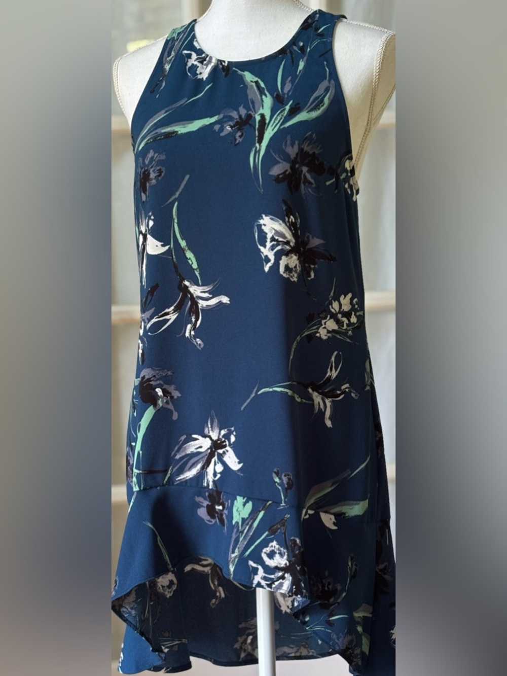 Leith Floral Asymmetrical Hem Dress Flowy Sleeveless Blue XS